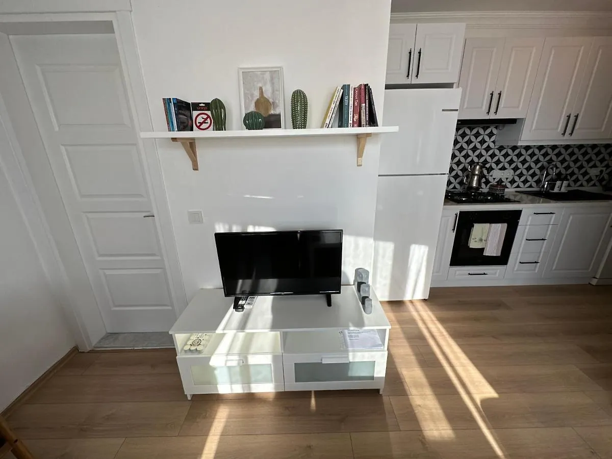 House Of Spring Apartment Cesme